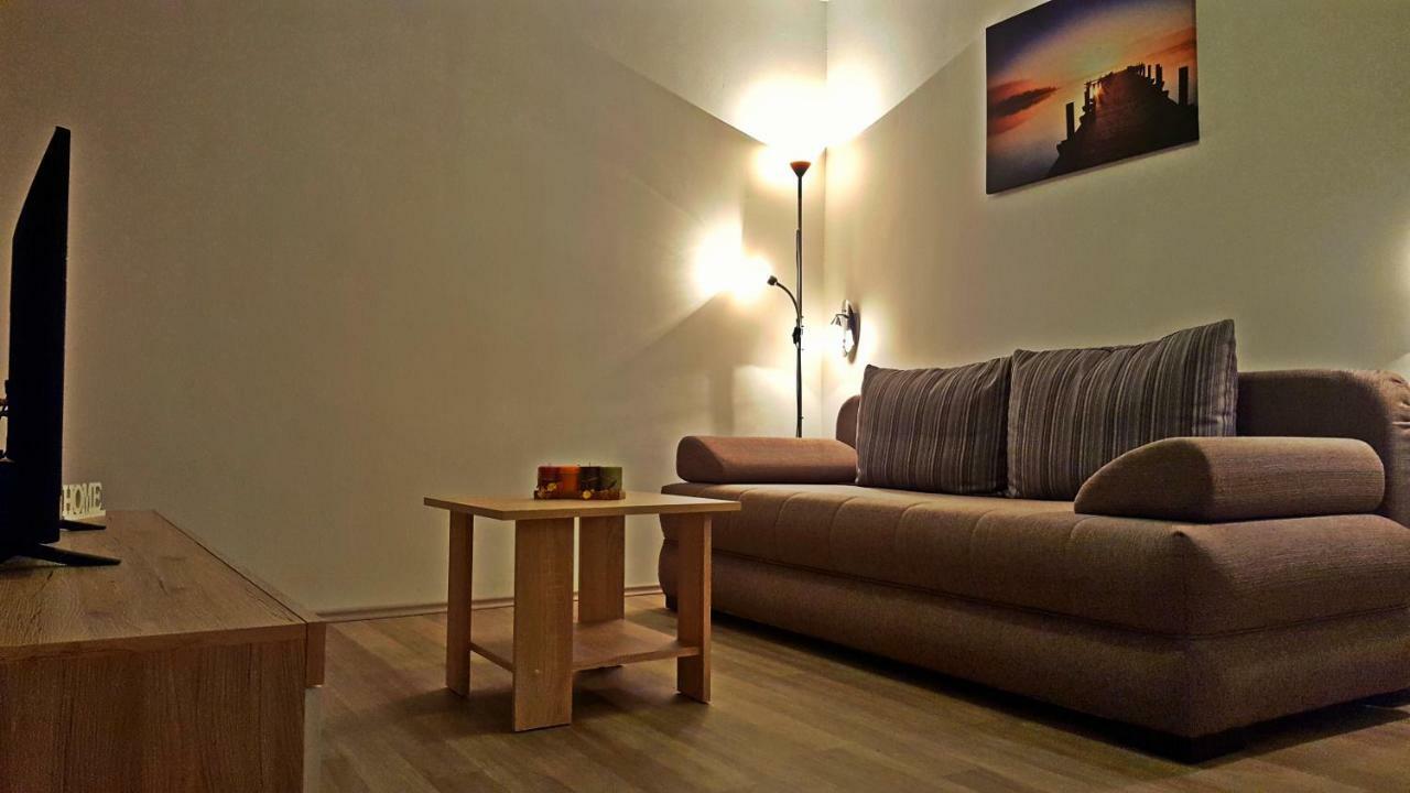 Apartment Tara Пула Екстериор снимка